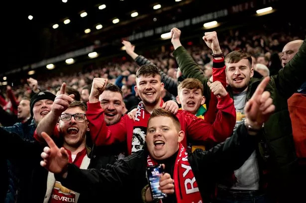 Manchester United Buat Fans Bisa Kembali Menepuk Dada